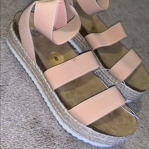 Brand new platform sandals- light pink